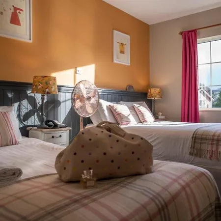 Hotel Emmet 3*
