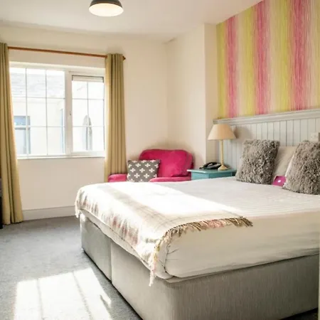 艾美特酒店 3* 克洛纳基尔蒂